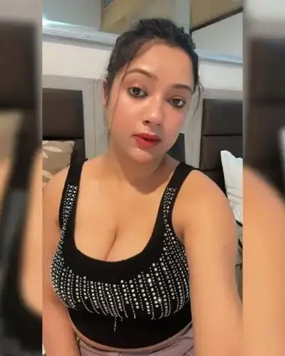 Call Girls Service Pundri